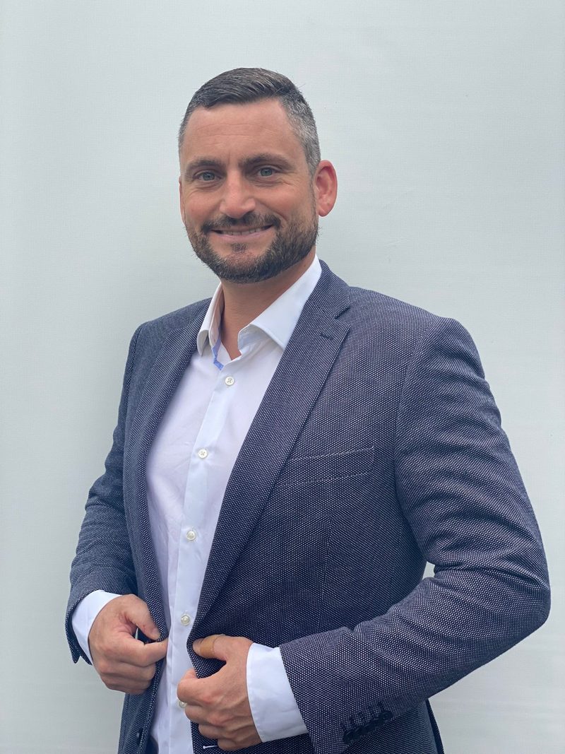 Tobias Hildebrand, Energieberater